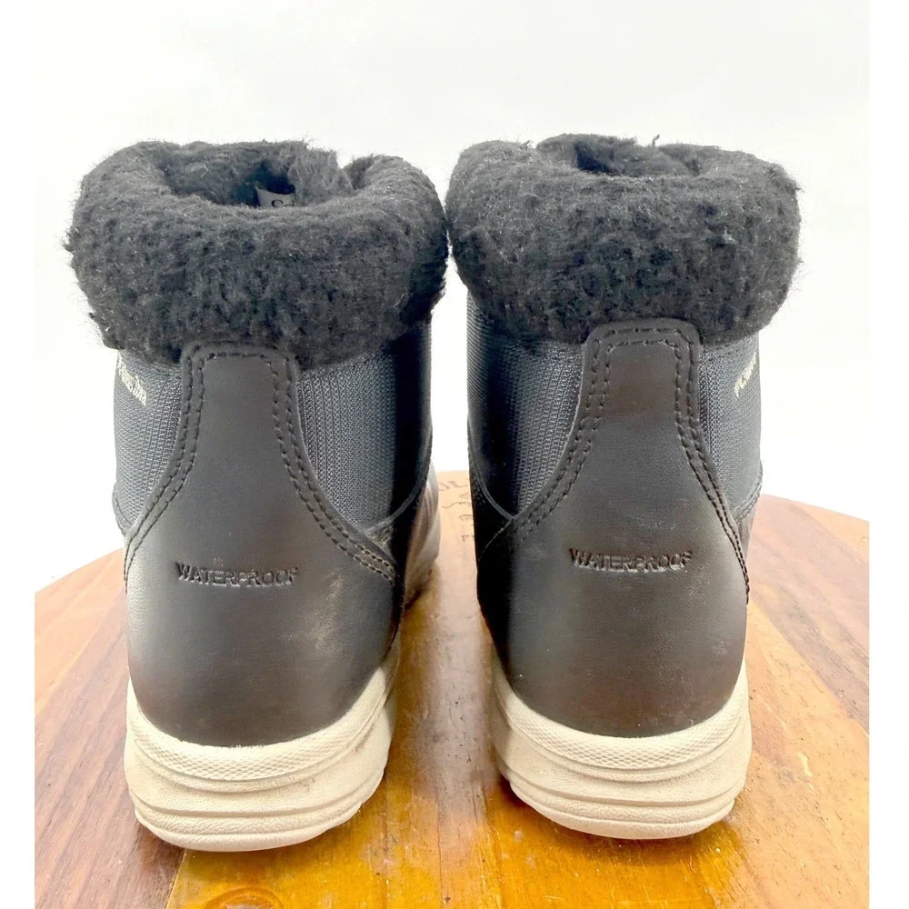 Columbia Buga Boots Kids 12 Black Waterproof Winter Lace Ups Lined Gorpcore